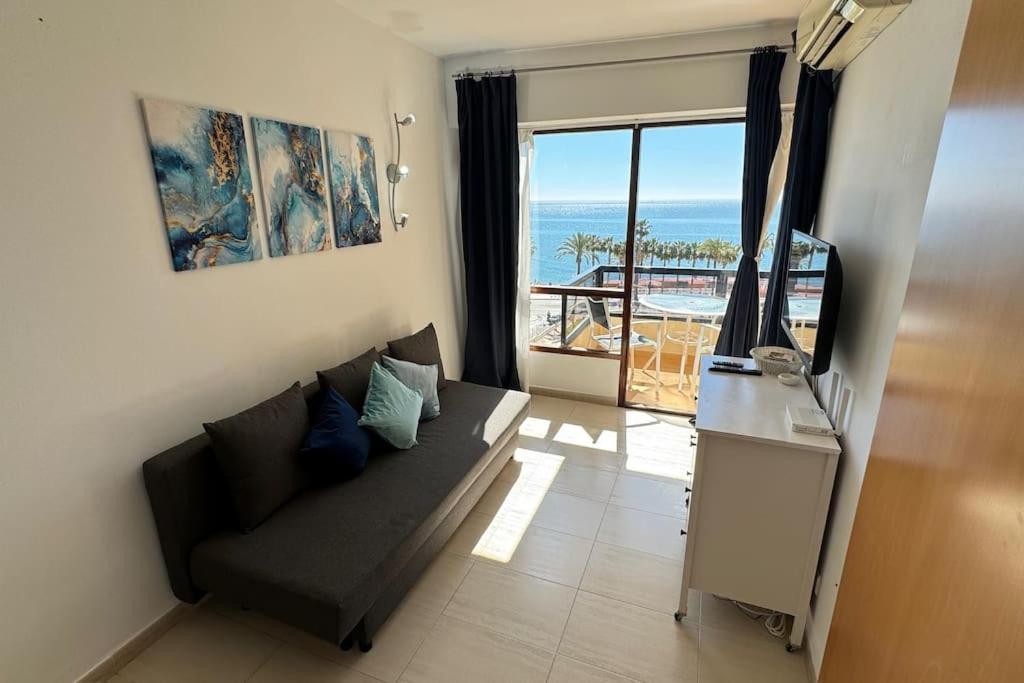 Апартаменти Apartamento A Pie De Playa Con Terraza Y Piscinas Бенальмадена Екстер'єр фото